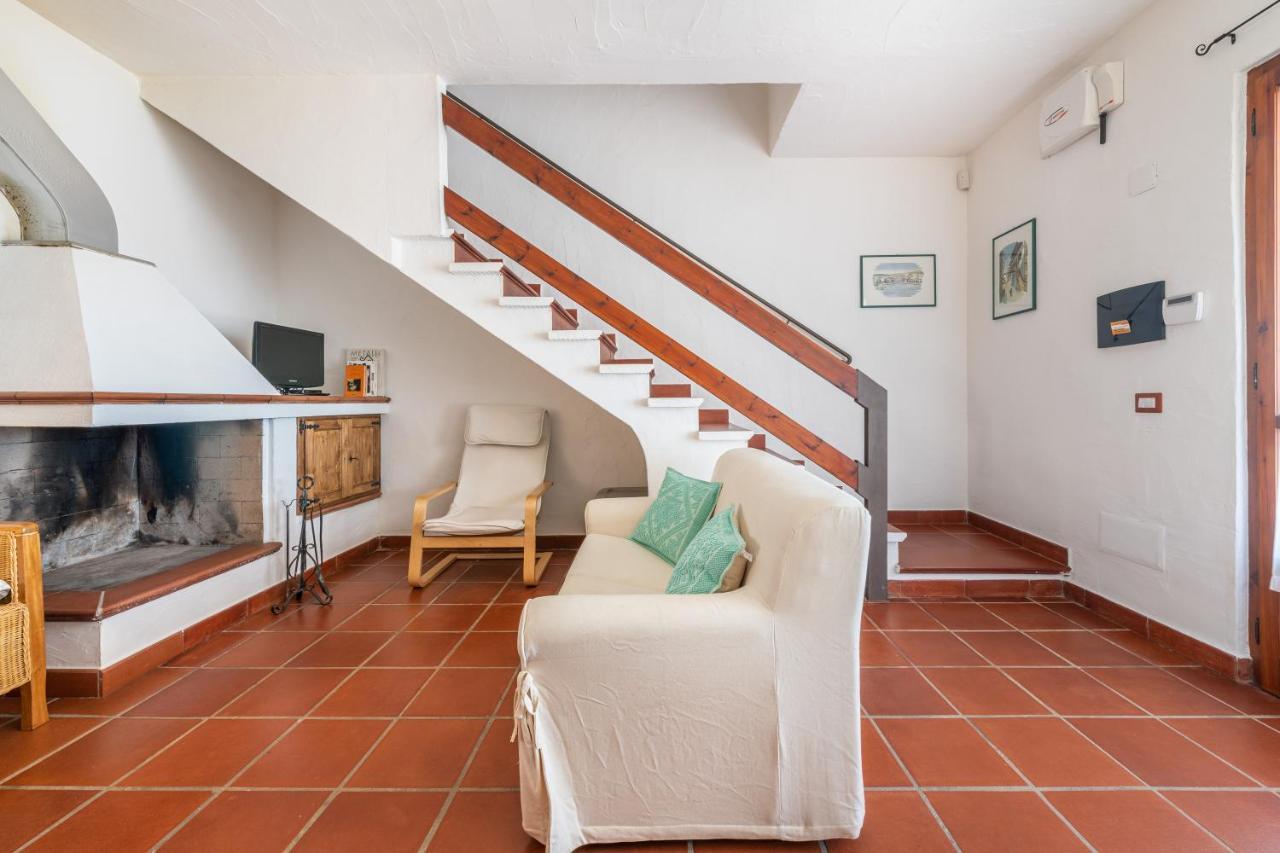 Damiano Holiday House Porto Columbu - Perd'E Sali ภายนอก รูปภาพ