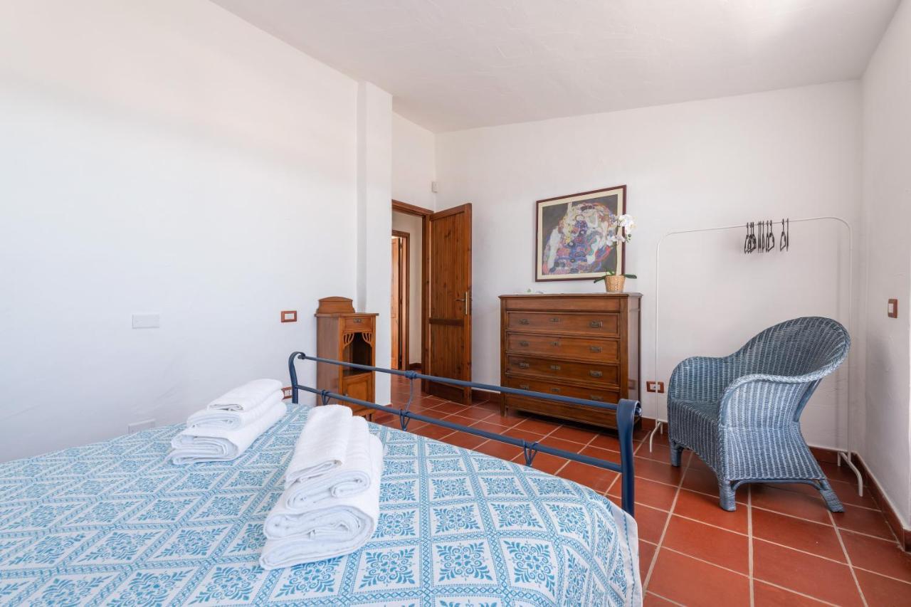 Damiano Holiday House Porto Columbu - Perd'E Sali ภายนอก รูปภาพ